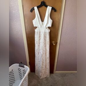 NWT Bcbgmaxazria marilyne lace dress, size 0